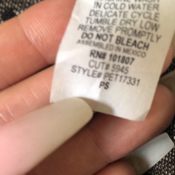 Shirt - Picture 4 of 6